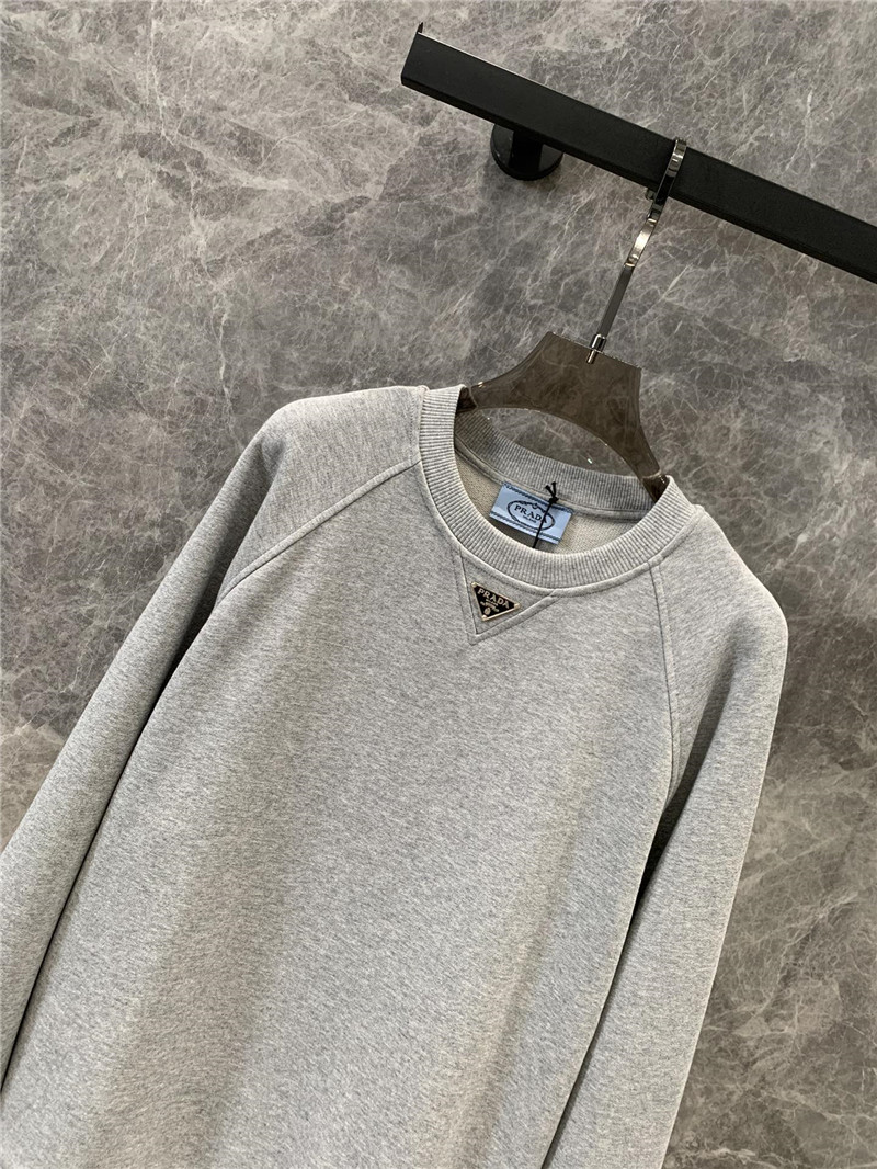 Pra*a round neck long sleeve sweatshirt replica clothing
