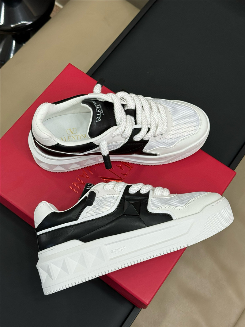 Va1e*ntin0 women one stud xl low top sneakers