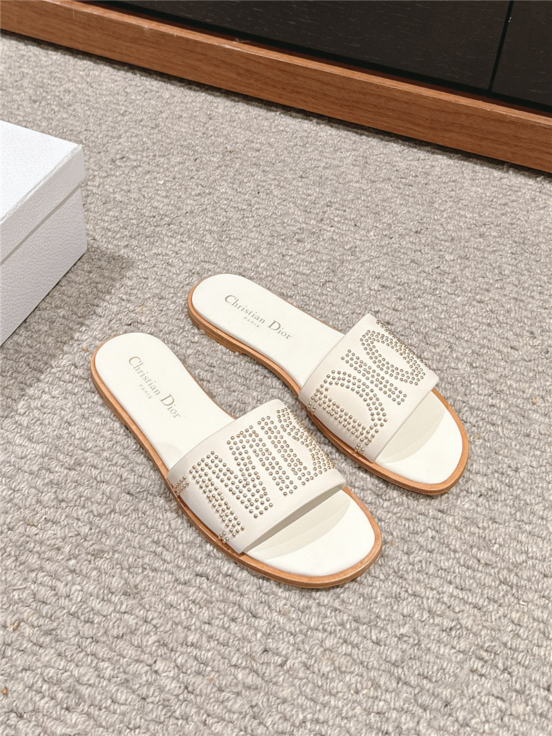 D10r dway slide white calfskin with gold-finish studs