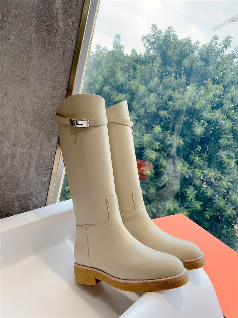 H**me5 faustine boot in beige