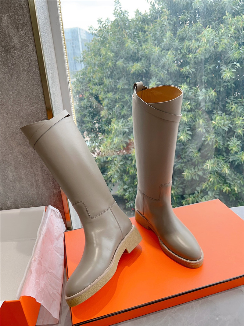 H**me5 faustine boot in gray