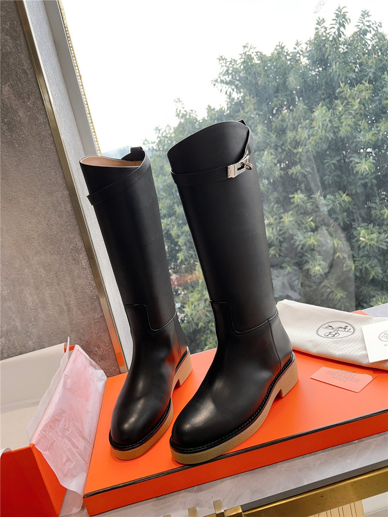 H**me5 faustine boot in black