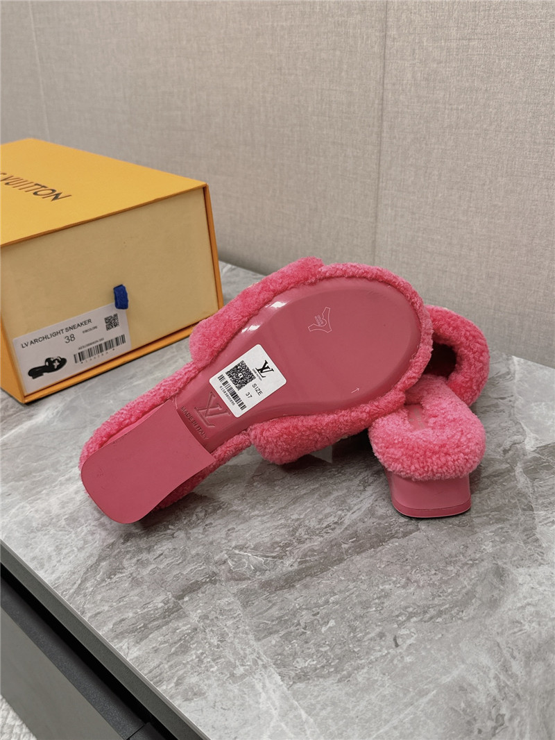 l0vis Vvtt0n paseo shearling comfort mule in pink