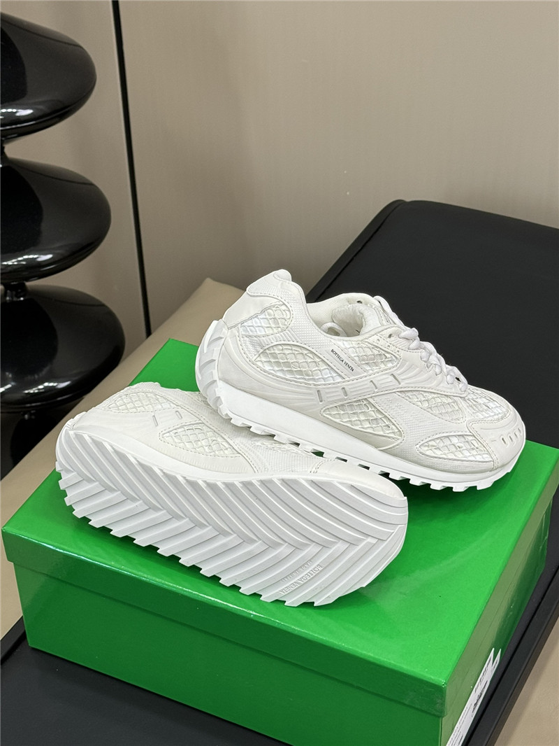 b0tt*ga Ven*ta orbit sneakers white