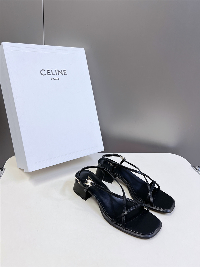 Ce1i*e cuir triomphe black lambskin flat sandals