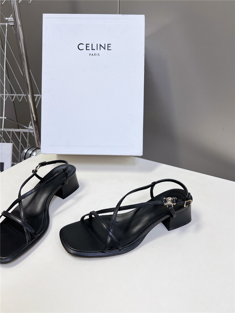 Ce1i*e cuir triomphe black lambskin flat sandals