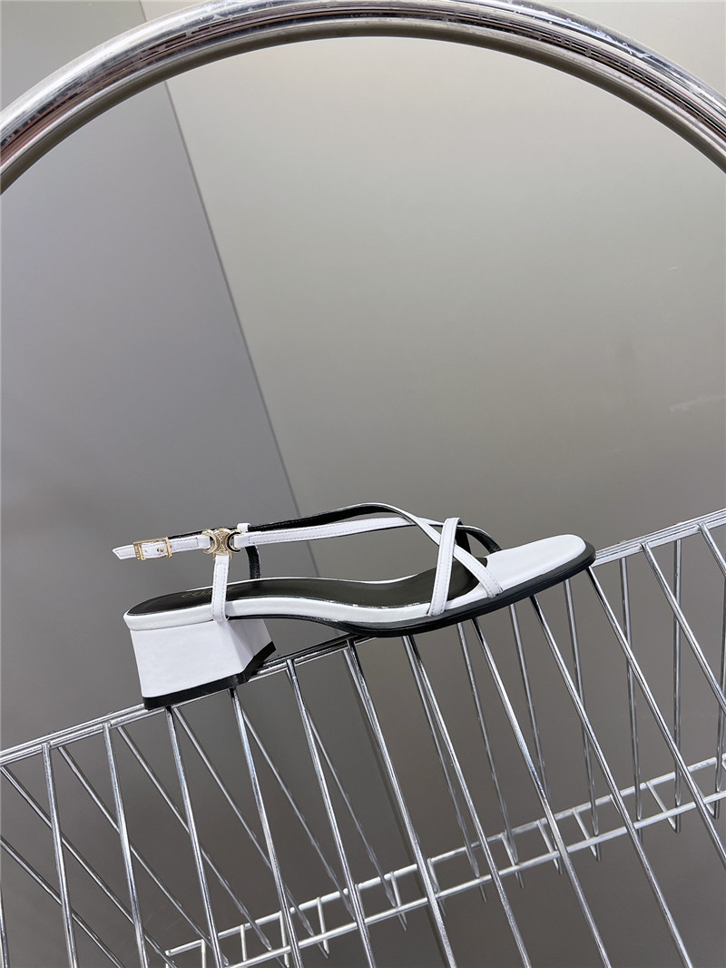 Ce1i*e cuir triomphe white lambskin flat sandals