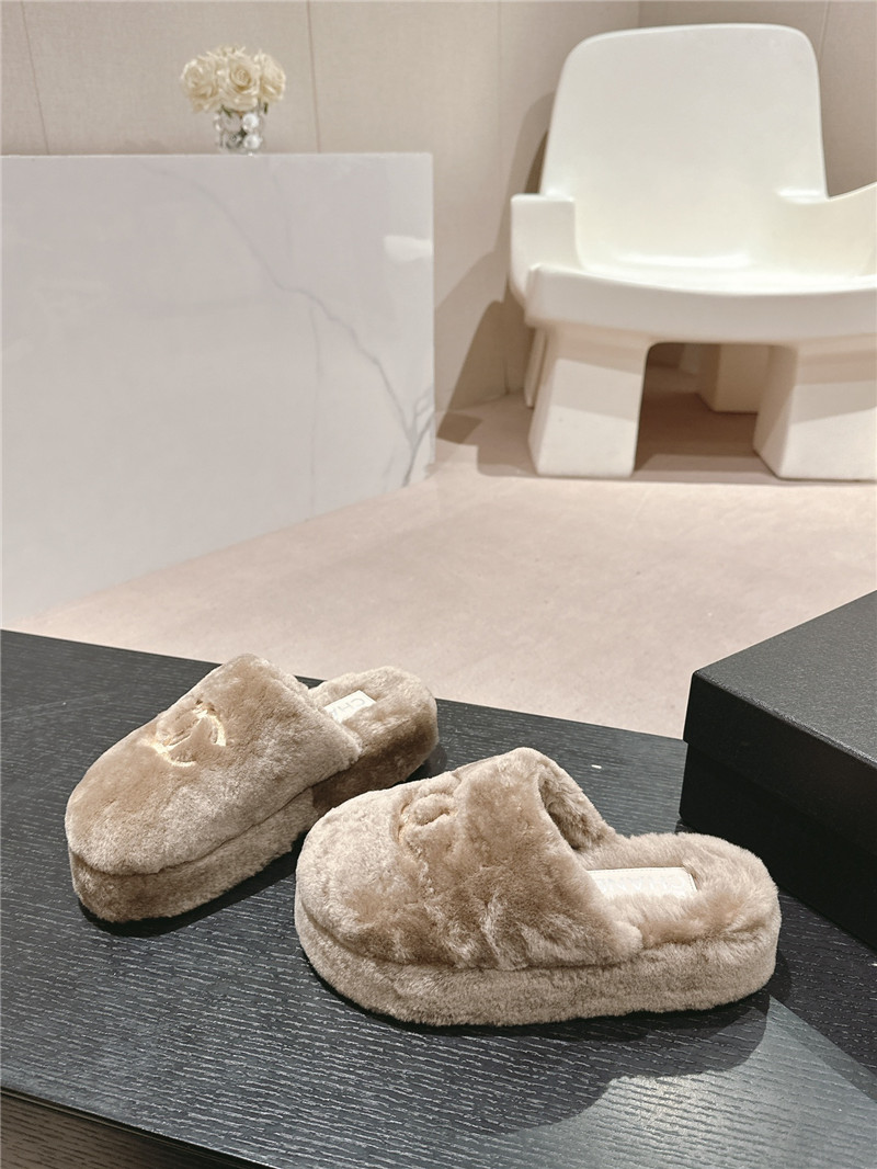 Ch**el embroidered beige fur flat platform mules