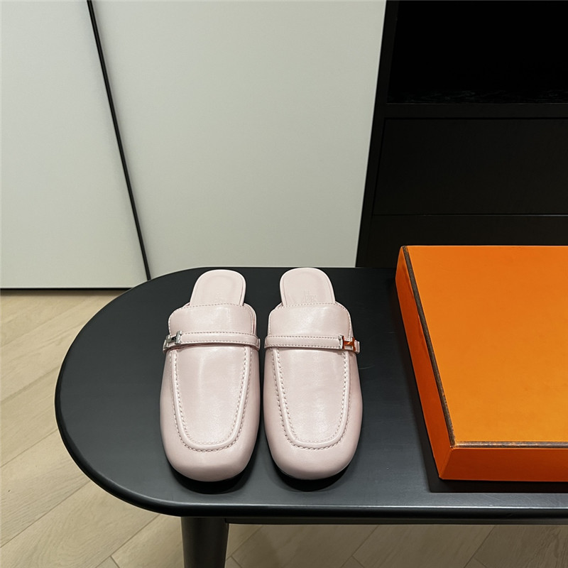 H**me5 buckle groupie mules pink goatskin