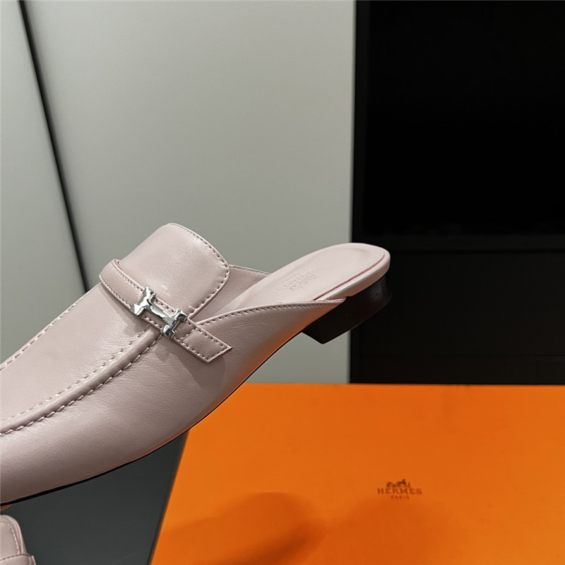 H**me5 buckle groupie mules pink goatskin