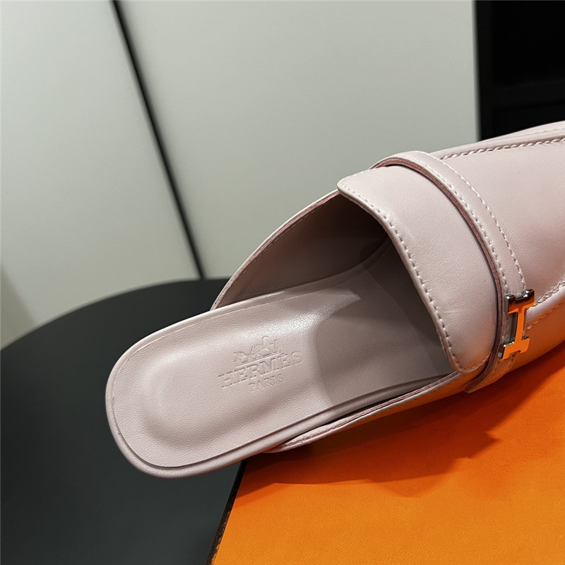H**me5 buckle groupie mules pink goatskin