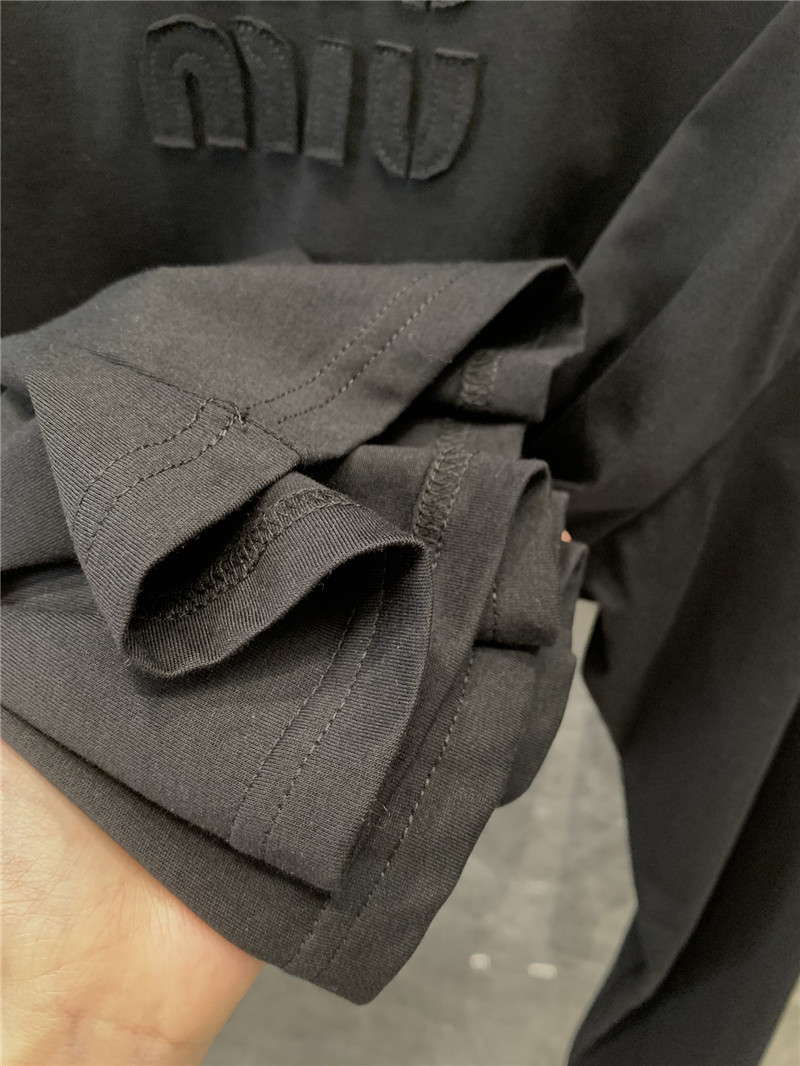 M1um1u patch logo long sleeve t-shirt replica clothes