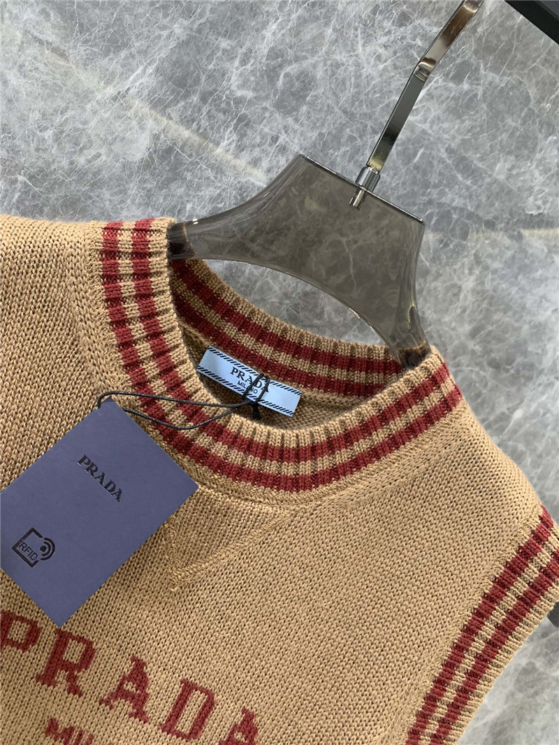 Pra*a retro college style contrast color vest vest replica clothes