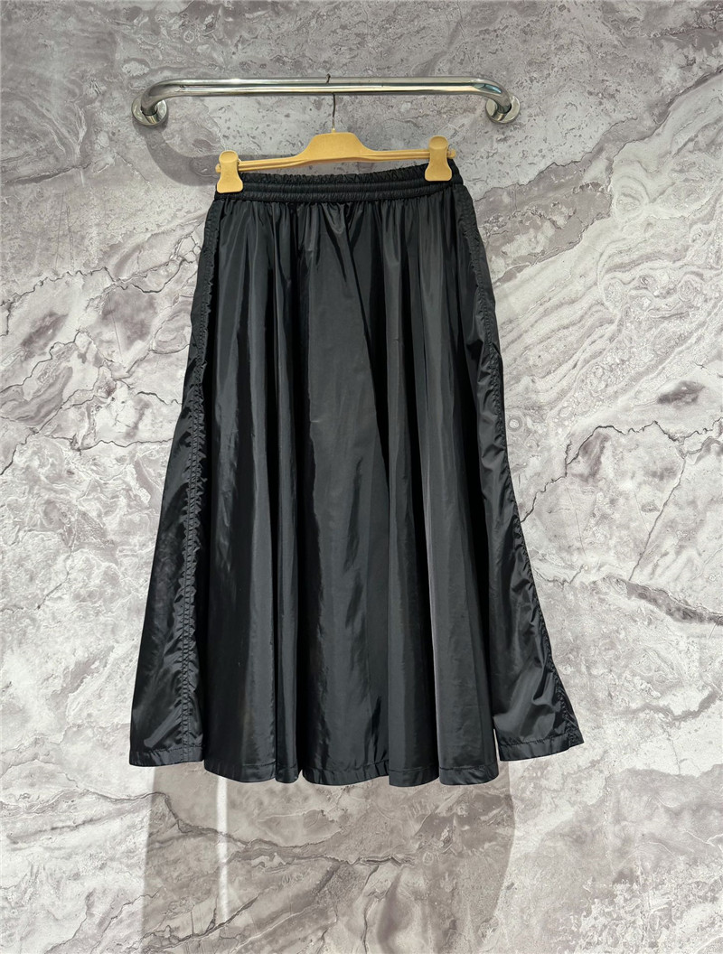 Pra*a nylon full skirt replica designer clothes