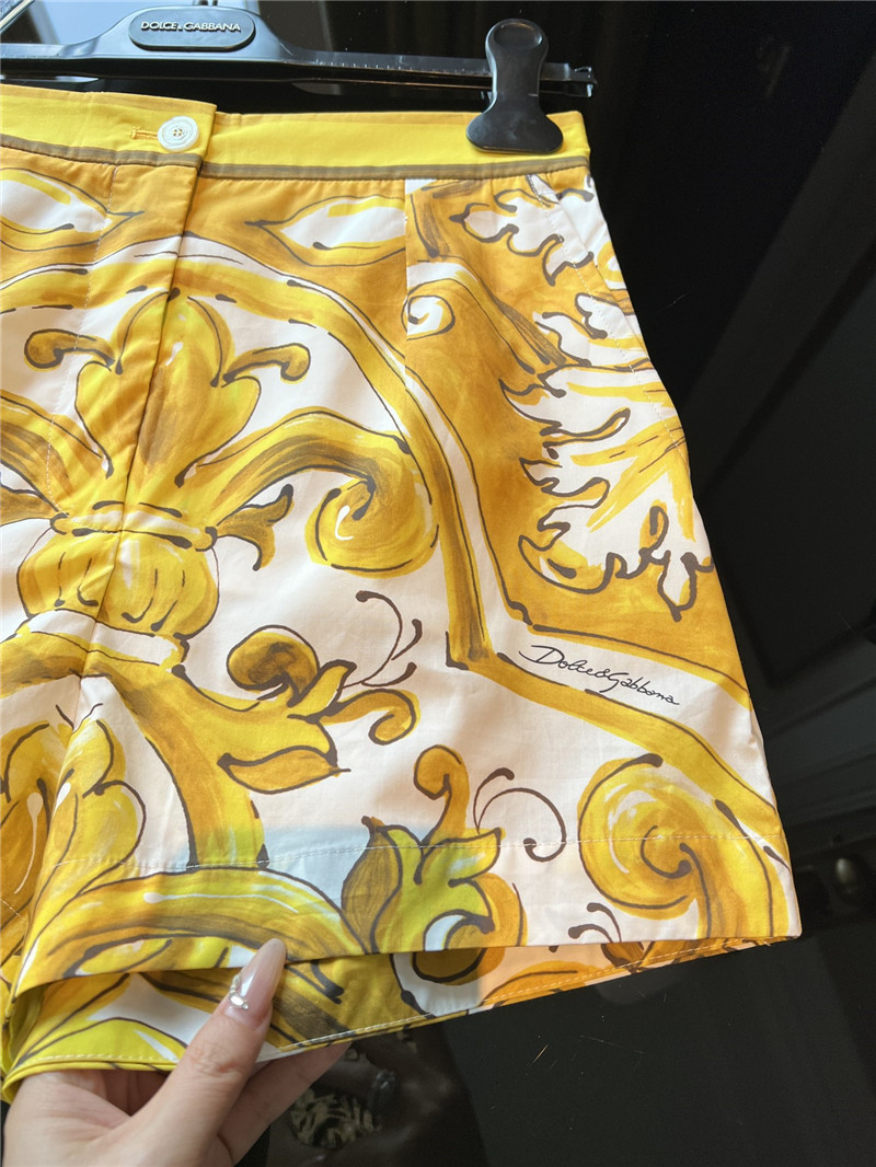 Dolce & Gabbana Majolica-print Cotton Shorts