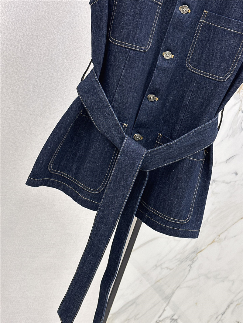 D10r vest replica designer clothing websites