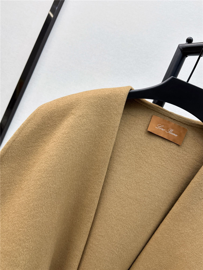 L0r0 P1ana lapel robe design wool coat replica clothes