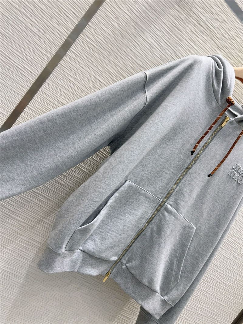 M1um1u patch embroidered logo sweatshirt replicas clothes