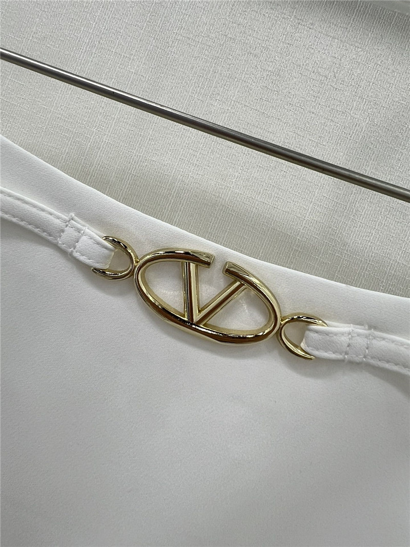 Va1e*ntin0 audrey hepburn style skirt replica clothing sites