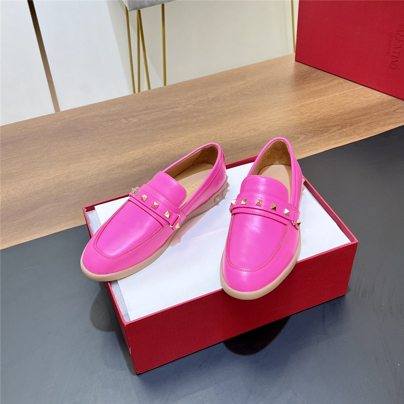 Va1e*ntin0 leisure nappa leather loafer in fuchsia