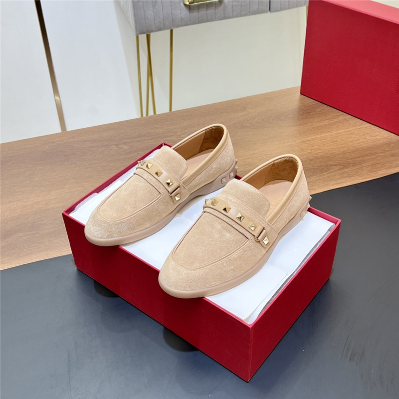 Va1e*ntin0 leisure flows split leather loafer beige