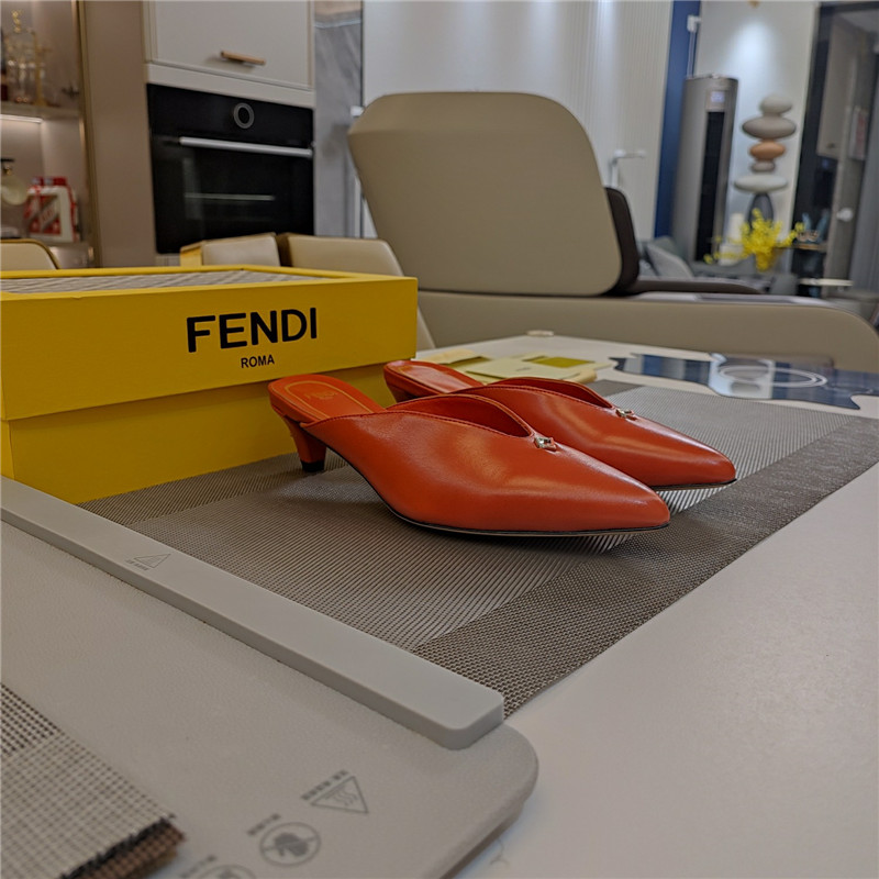 F**di ffold low-heeled mule pumps orange leather