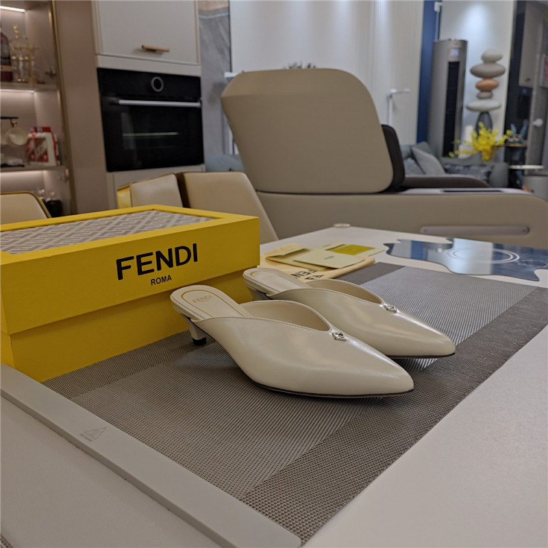 F**di ffold low-heeled mule pumps ivory leather