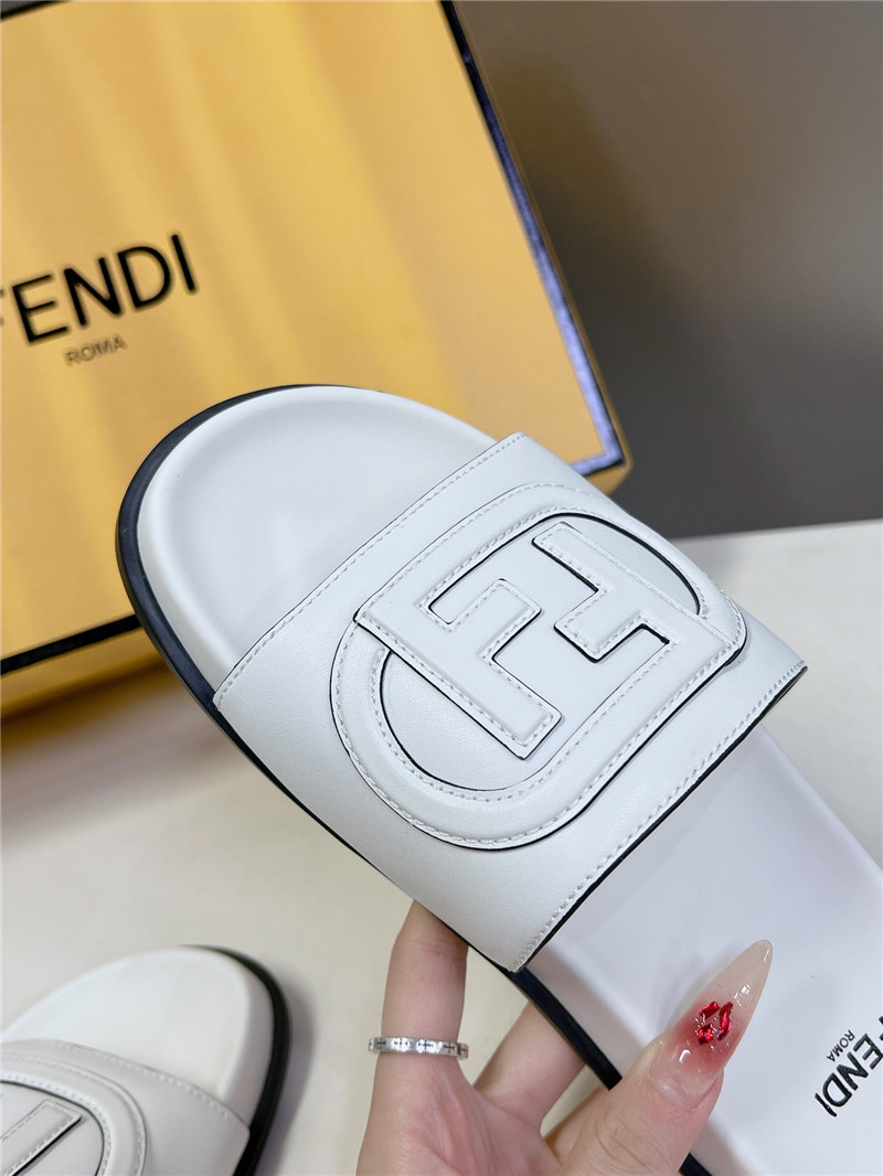 F**di ff baguette leather slides rubber white
