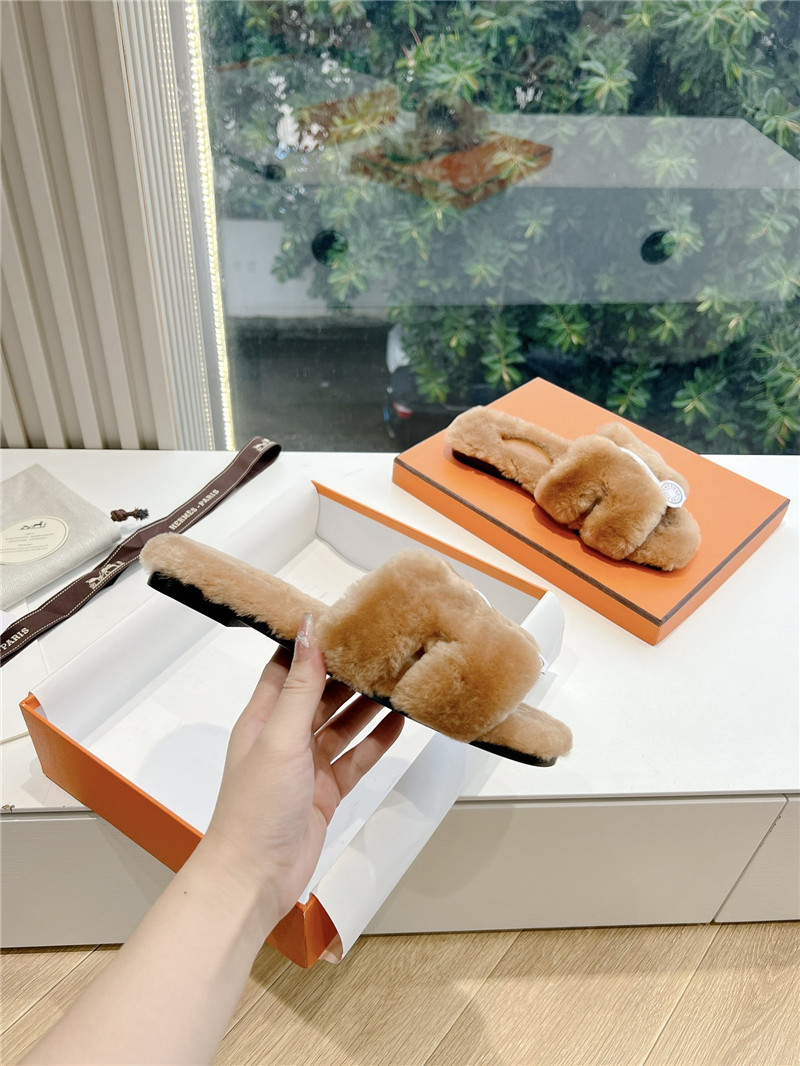 H**me5 shearling h cut-out izmir sandal brown