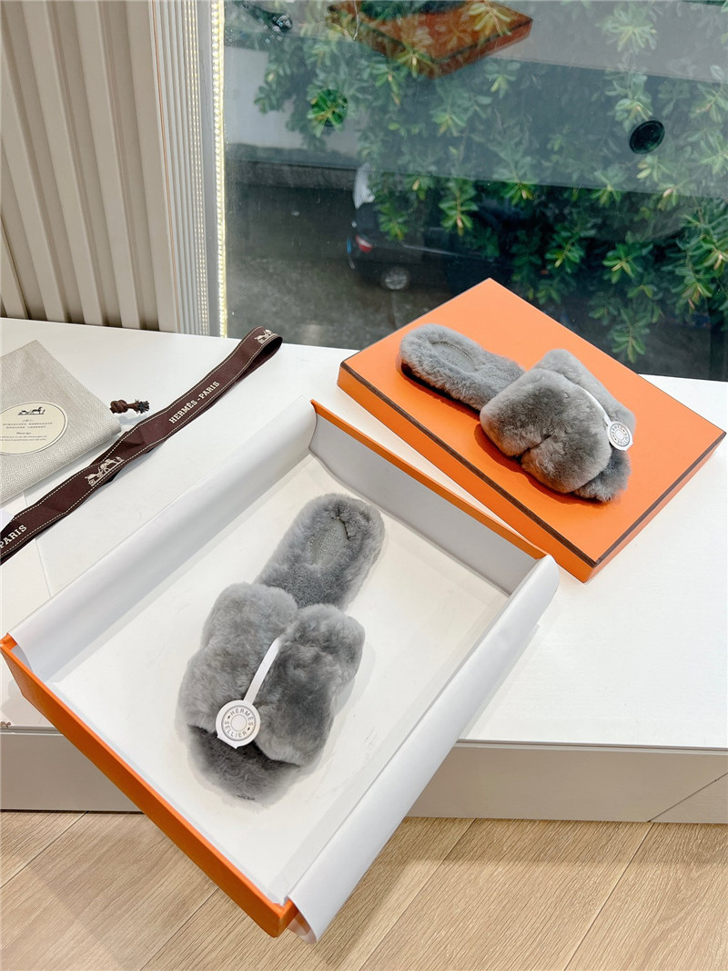 H**me5 shearling h cut-out izmir sandals grey