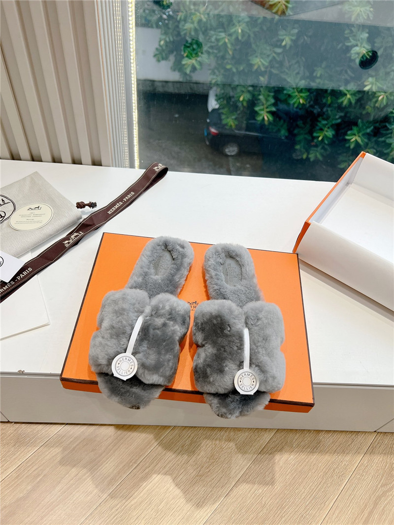 H**me5 shearling h cut-out izmir sandals grey