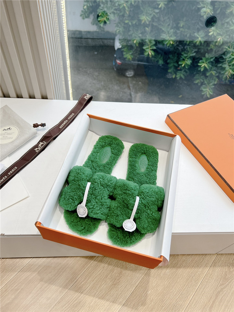 H**me5 shearling h cut-out izmir sandals green