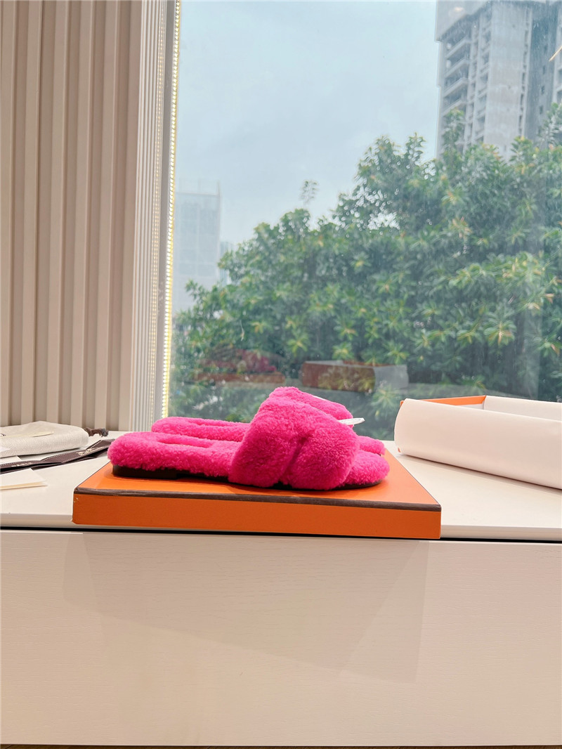 H**me5 shearling h cut-out izmir sandals fuchsia