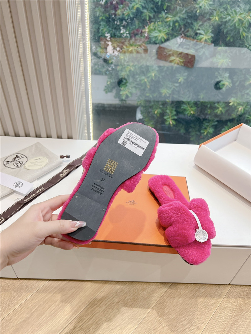 H**me5 shearling h cut-out izmir sandals fuchsia