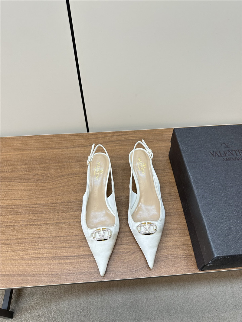Va1e*ntin0 the bold edition vlogo slingbacks white satin