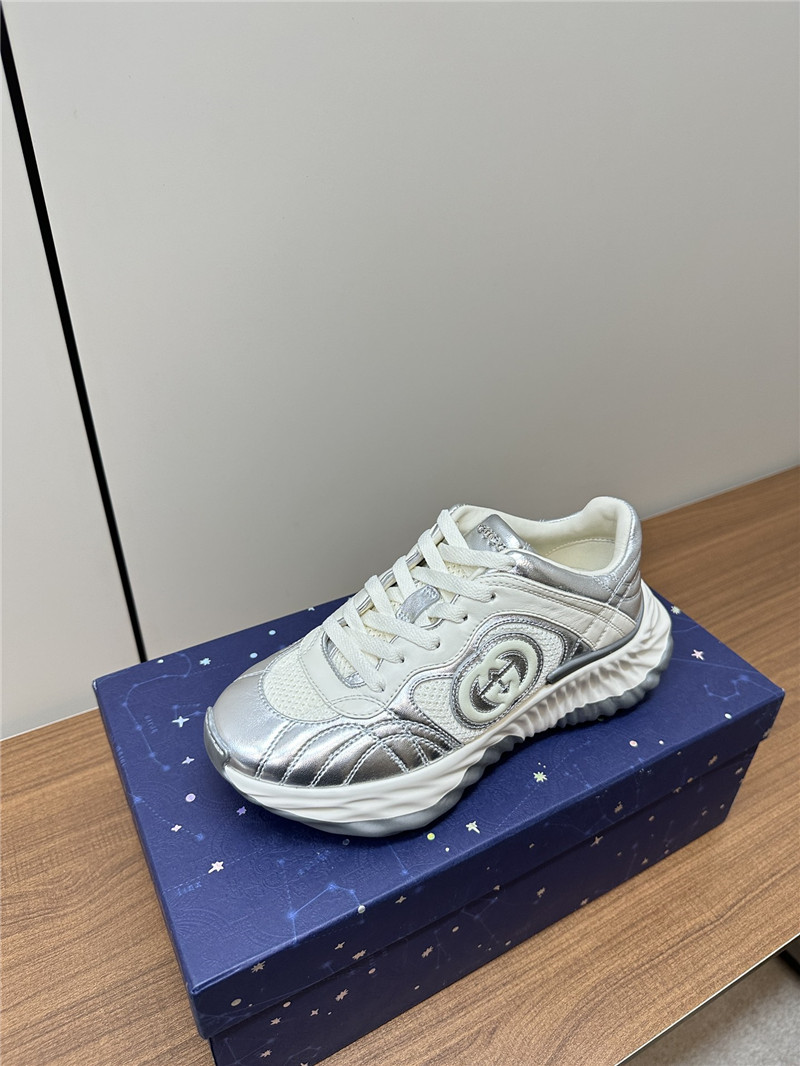 Gvc*1 interlocking g chunky sneakers