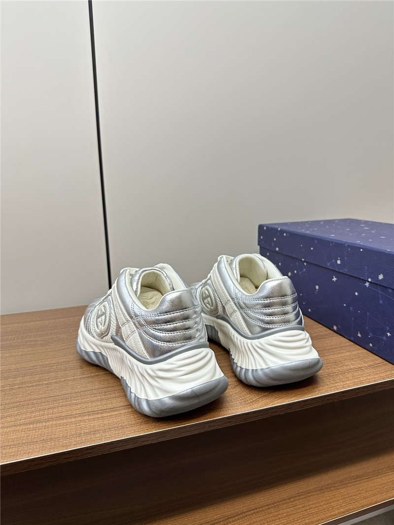 Gvc*1 interlocking g chunky sneakers