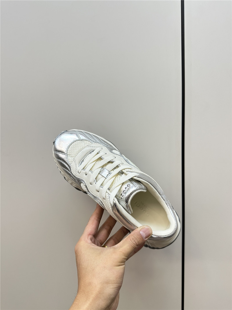 Gvc*1 interlocking g chunky sneakers