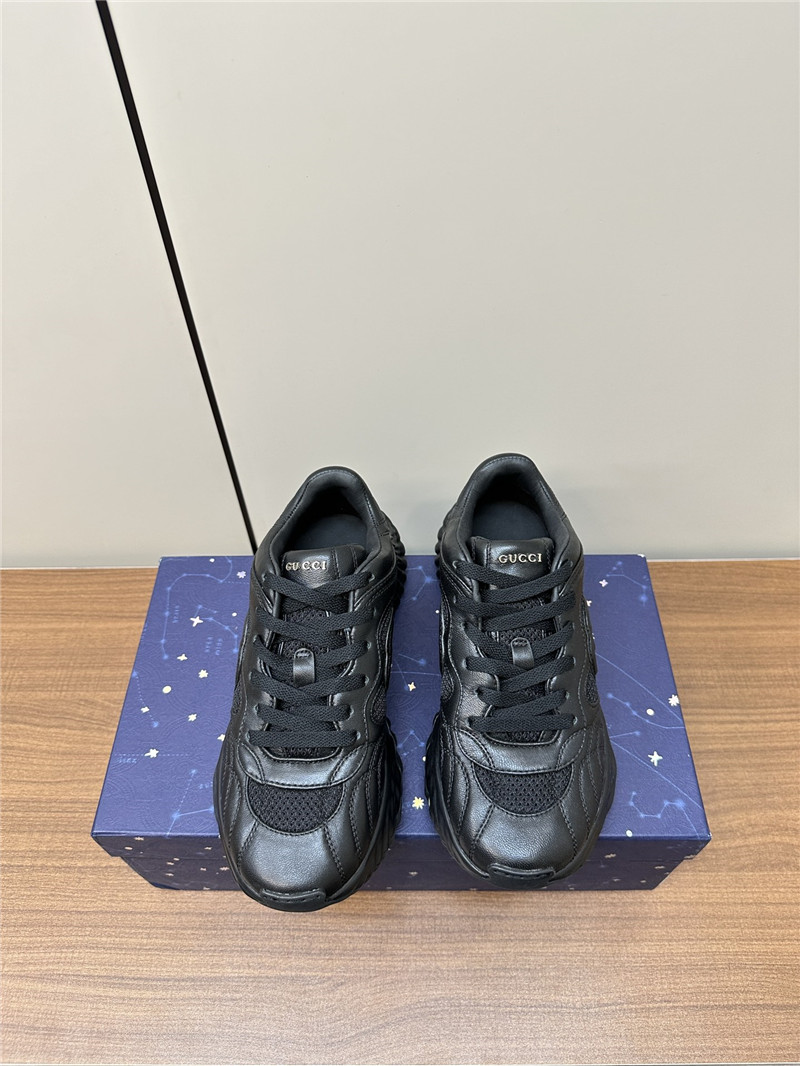 Gvc*1 black chunky sneakers