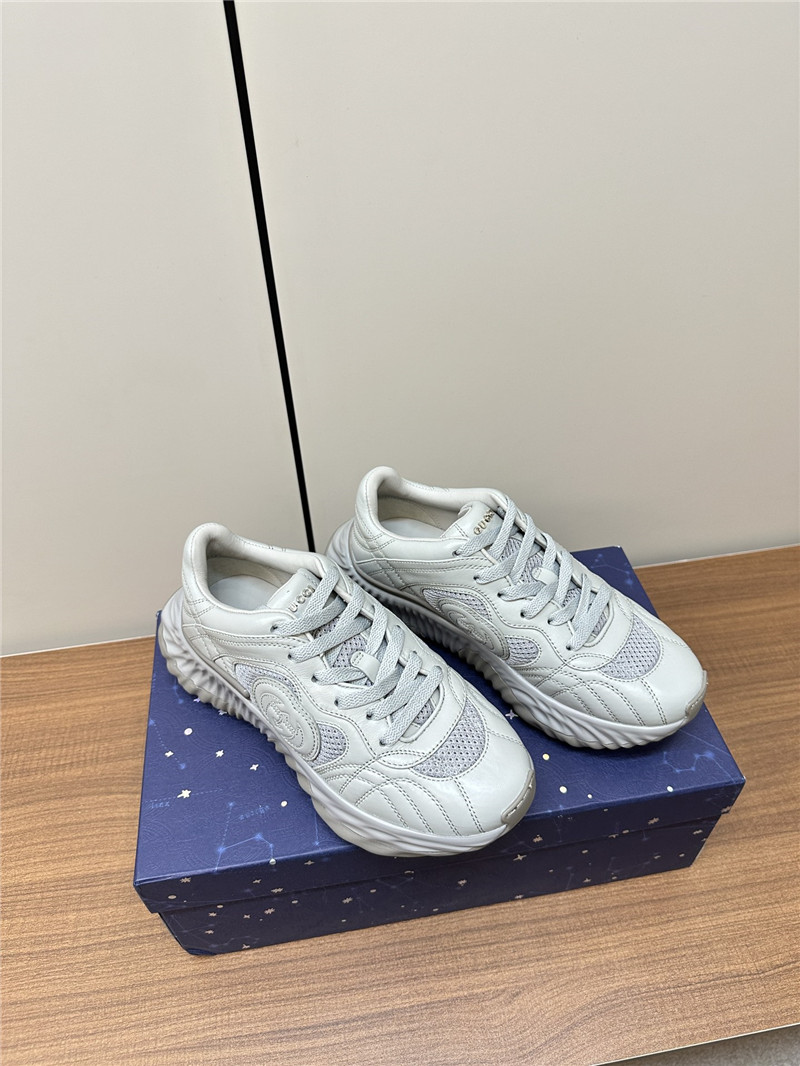 Gvc*1 gray chunky sneakers