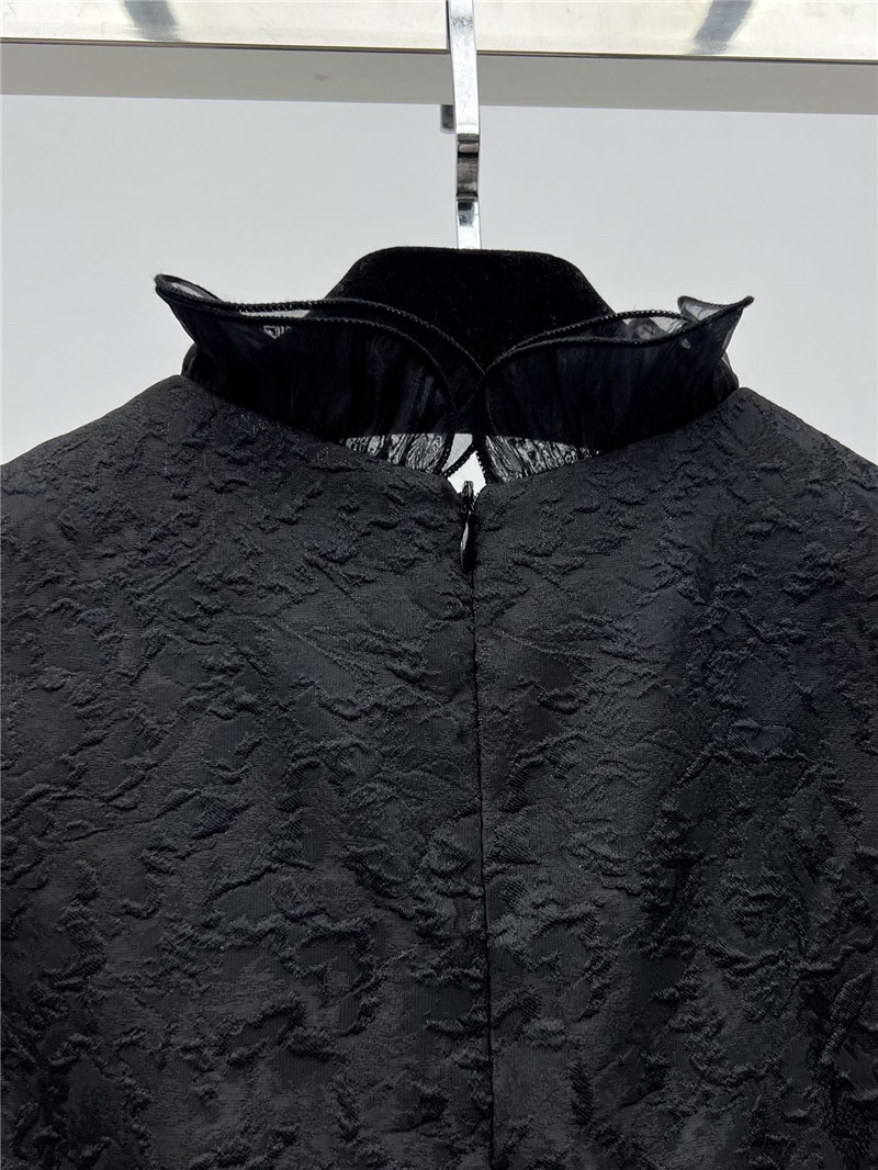 l0vis Vvtt0n lv ruffle jacquard dress replica clothes