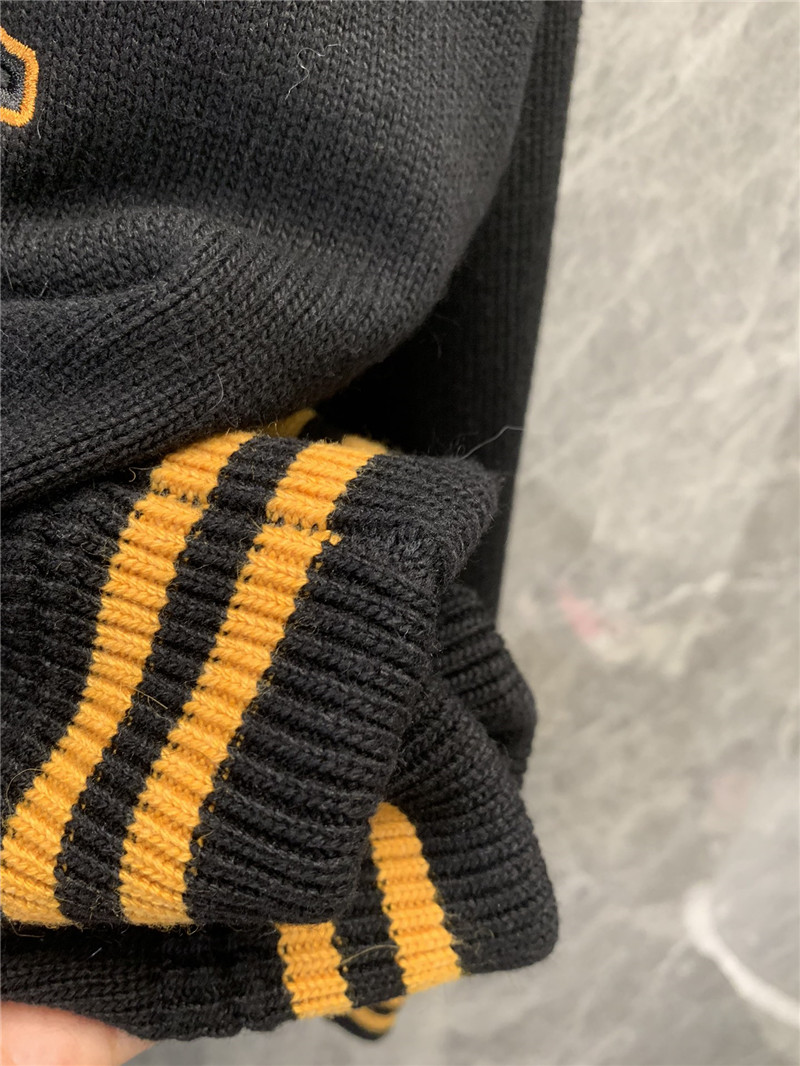 Pra*a round neck letter long sleeve knitted top replica clothes