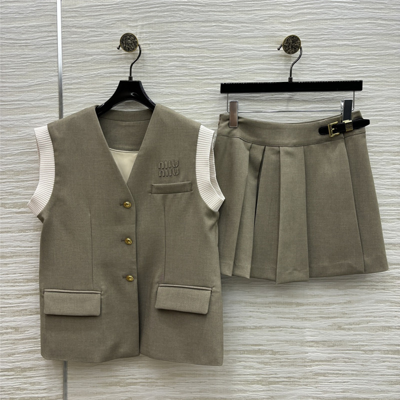 Va1e*ntin0 hand-beaded twisted short-sleeved shirt replica clothes