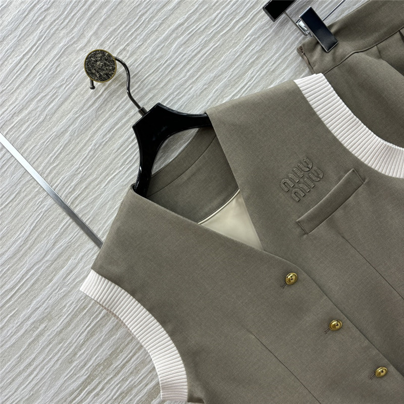 Va1e*ntin0 hand-beaded twisted short-sleeved shirt replica clothes