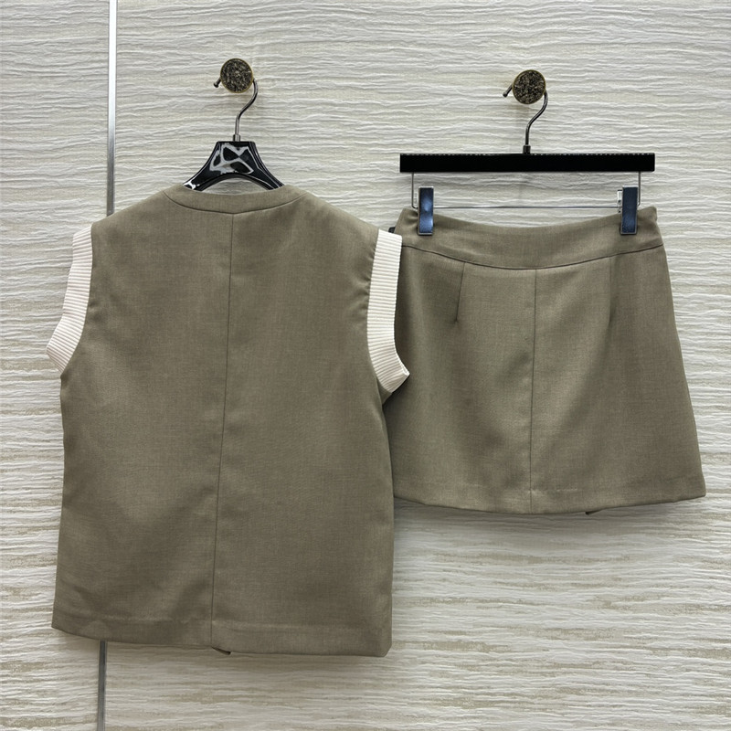 Va1e*ntin0 hand-beaded twisted short-sleeved shirt replica clothes