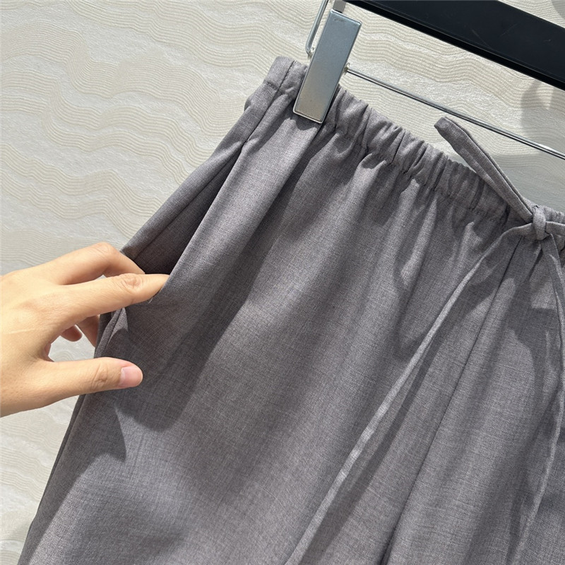 The R0w grey straight pants replica d&g clothing