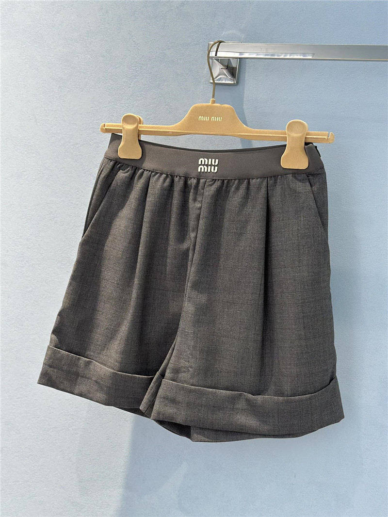 M1um1u dark pattern hem shorts replica clothing sites