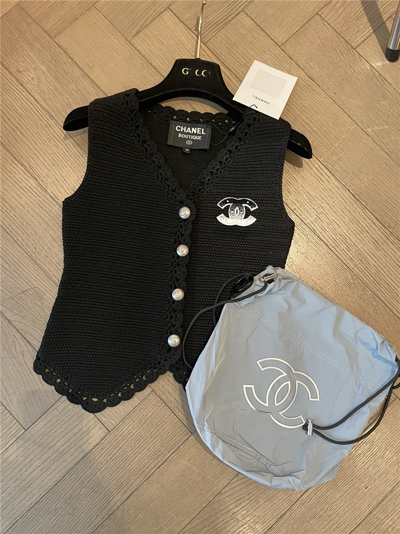 Ch**el new knitted vest cheap replica designer clothes