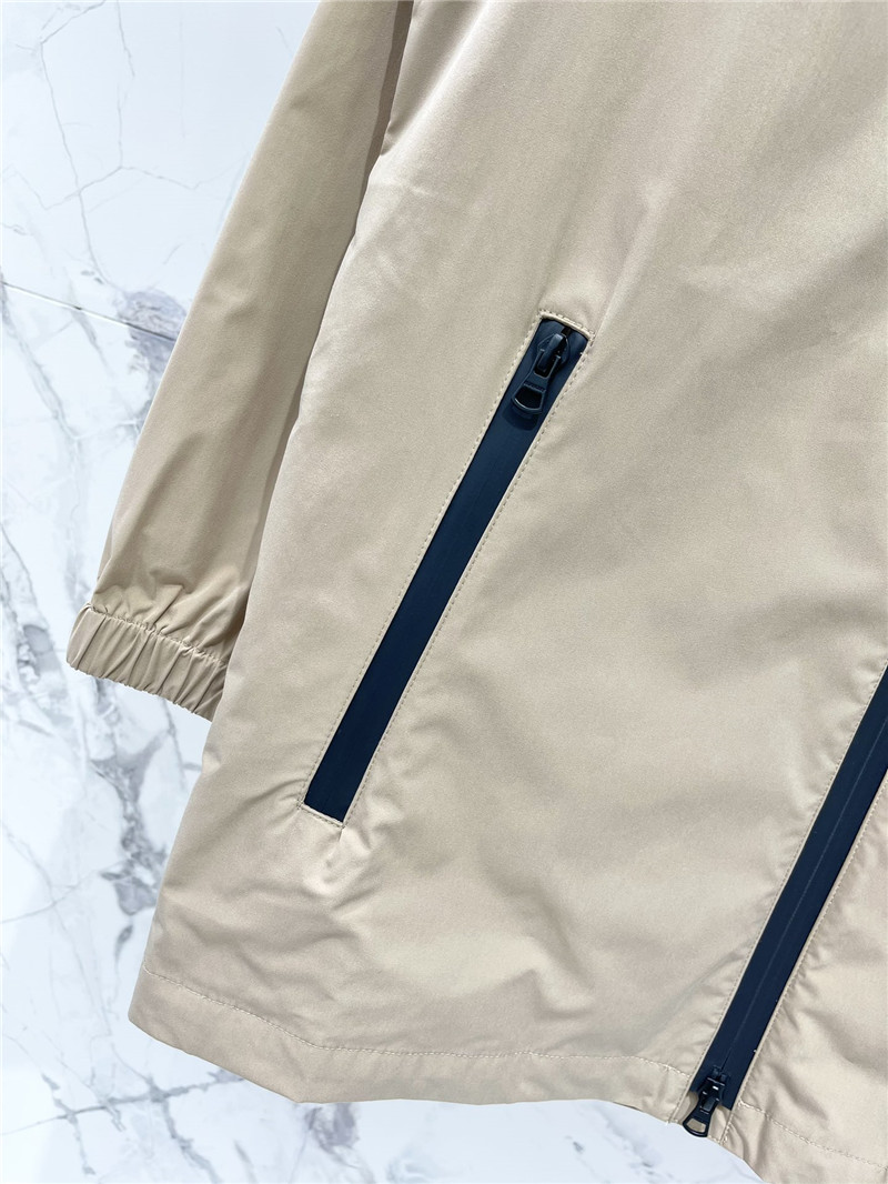 Bv*b*rry outdoor sportswear replica clothes