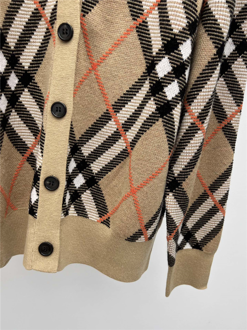 Bv*b*rry checked wool cardigan replica d&g clothing